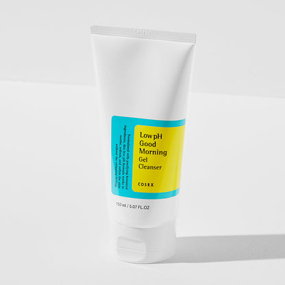 Gel limpiador de pH bajo de COSRX ideal para piel grasa y con acné.