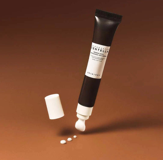 Textura de la crema de ojos SKIN1004