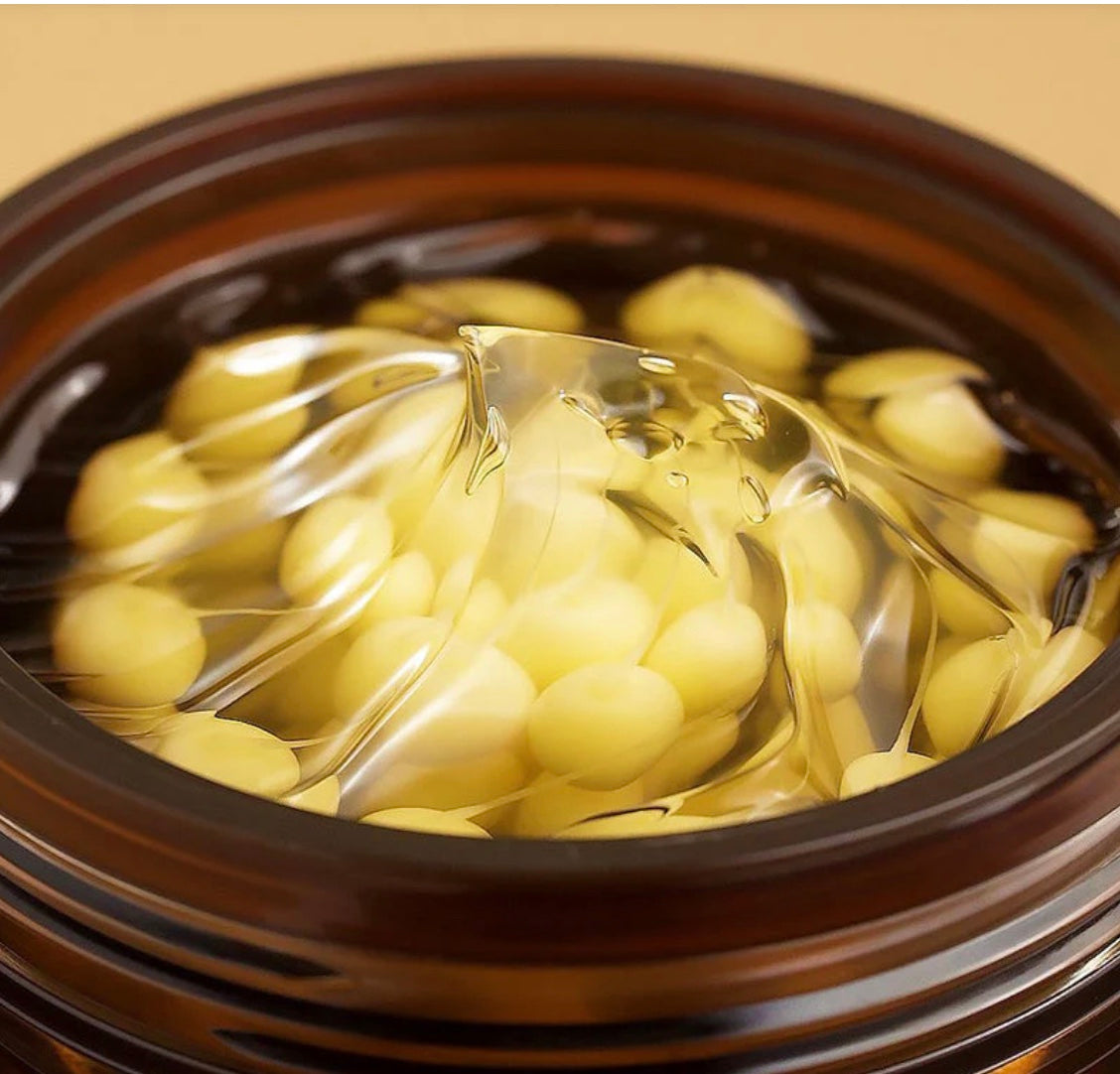 Tratamiento Medicube para luminosidad y piel uniforme.