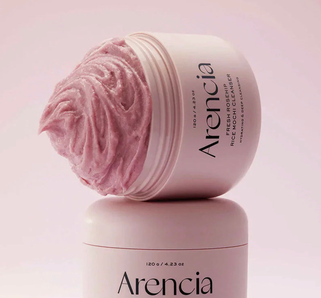 Limpiador hidratante con rosa mosqueta y arroz para piel sensible.